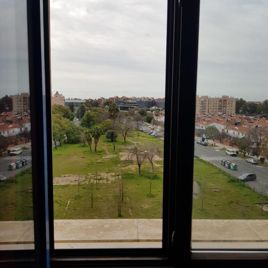 Fibes Lux Sevilla Este. Esterno foto