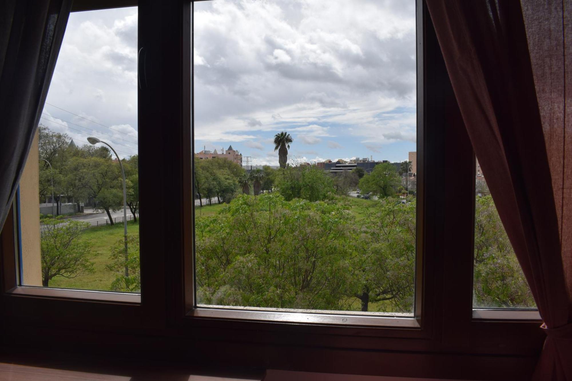Fibes Lux Sevilla Este. Esterno foto
