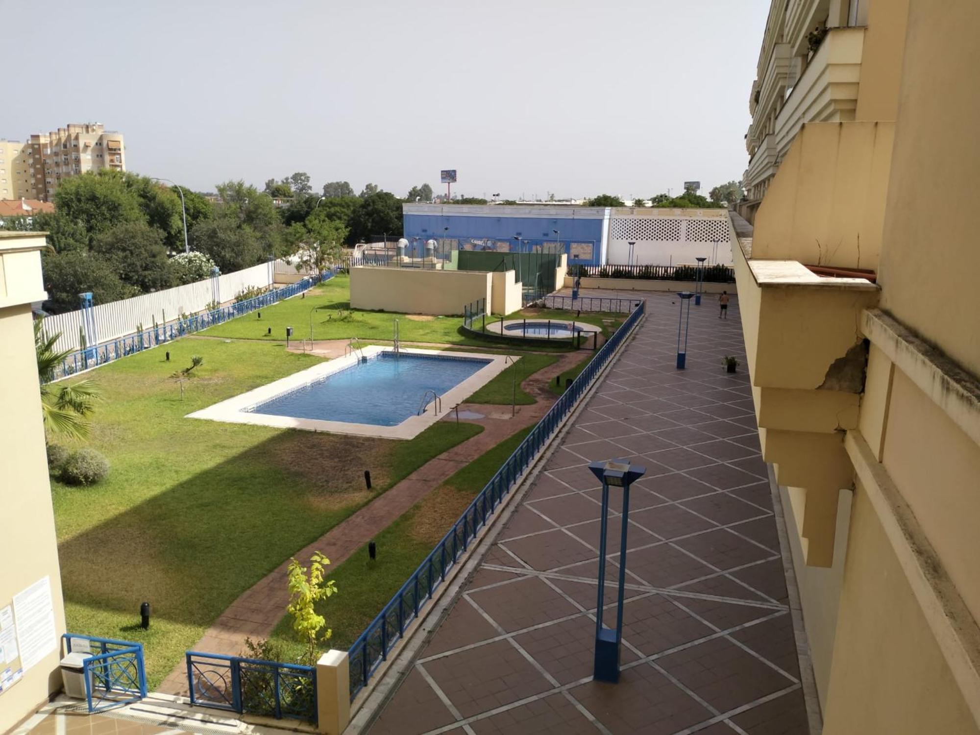 Fibes Lux Sevilla Este. Esterno foto
